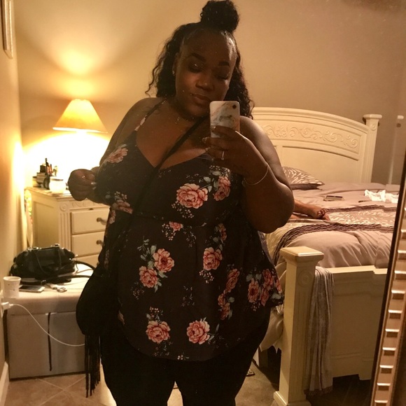 Plus floral tank top - Picture 1 of 2